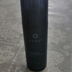 Monat Tousled Texturizing Mist